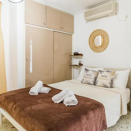 Loutraki Beach & Casino Condo Экстерьер фото